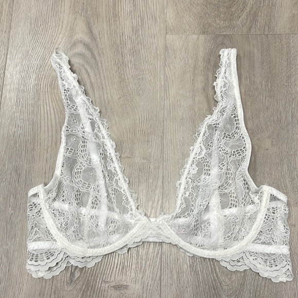 Free People Other - Free People NWOT white lace bralette